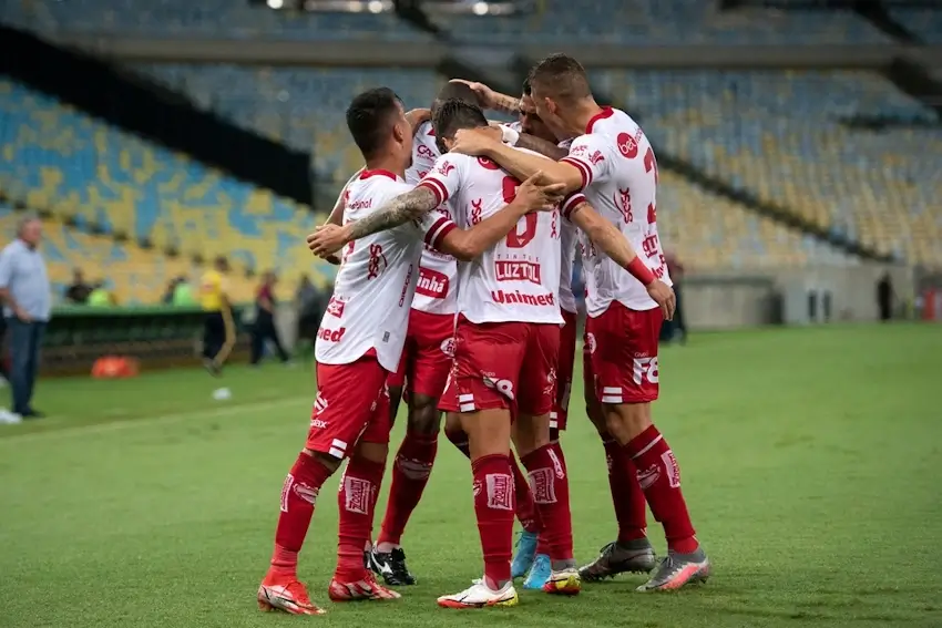 Vila Nova-GO x Guarani: Onde assistir, análise e dica de aposta