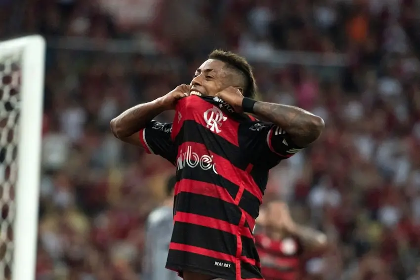 Contra o Peñarol, Flamengo tenta repetir estratégia que o levou a eliminar o Bolívar